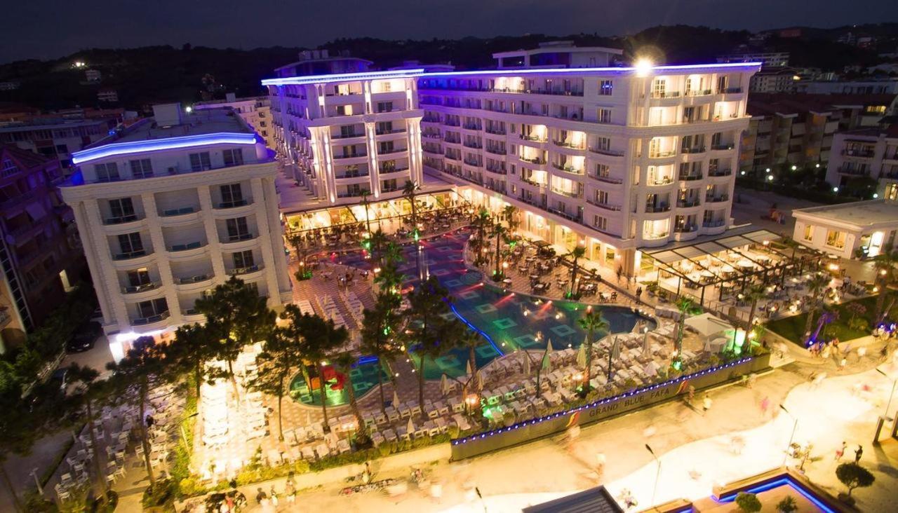 Kk Fafa Apartments Golem  Bagian luar foto